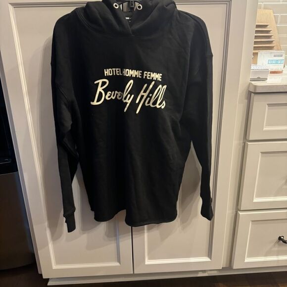 NWOT Men's Hotel Homme Femme Black Graphic Hoodie Size Small - Picture 3 of 8